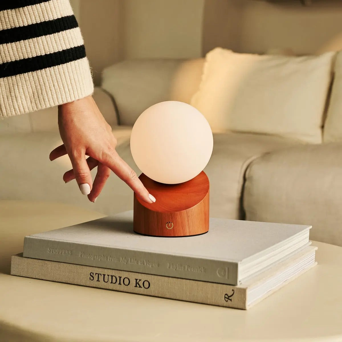 Cordless Rechargeable Table Lamp With Adjustable LED Lighting