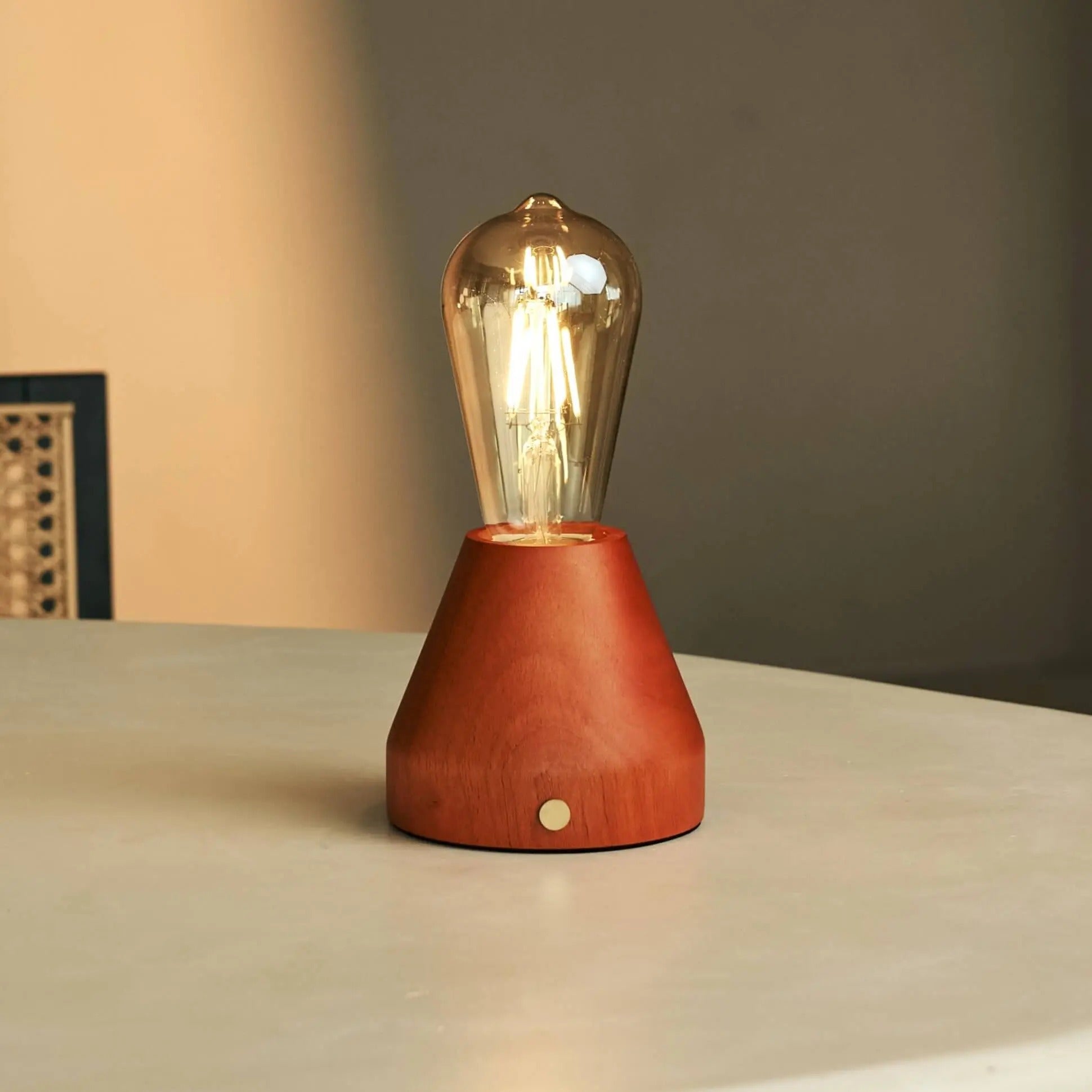 Cordless Rechargeable Table Lamp With Touch Dimming And LED