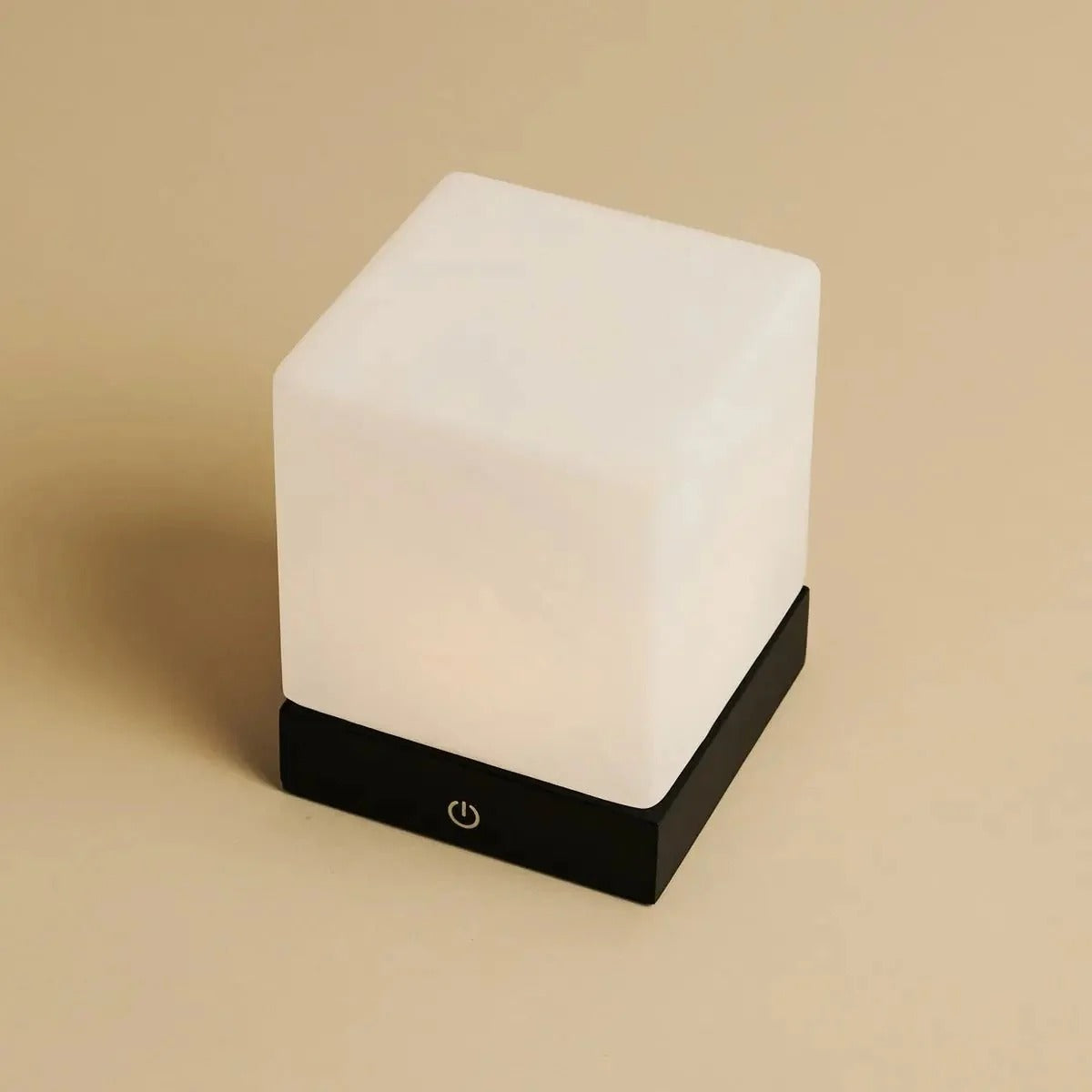 Cordless Wooden Lamp With Dimmable LED And 3 Light Settings