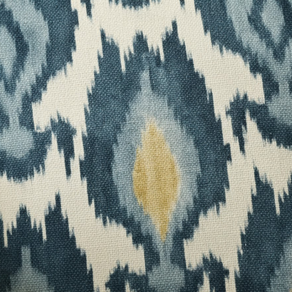 Wander Cotton Cushion Cover Ikat Pattern Zipper Closure