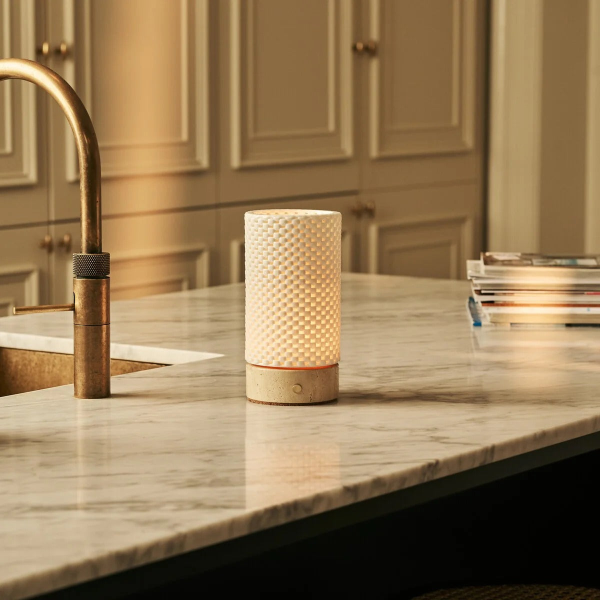 Porcelain Table Lamp With Rechargeable LED And Modular Shade