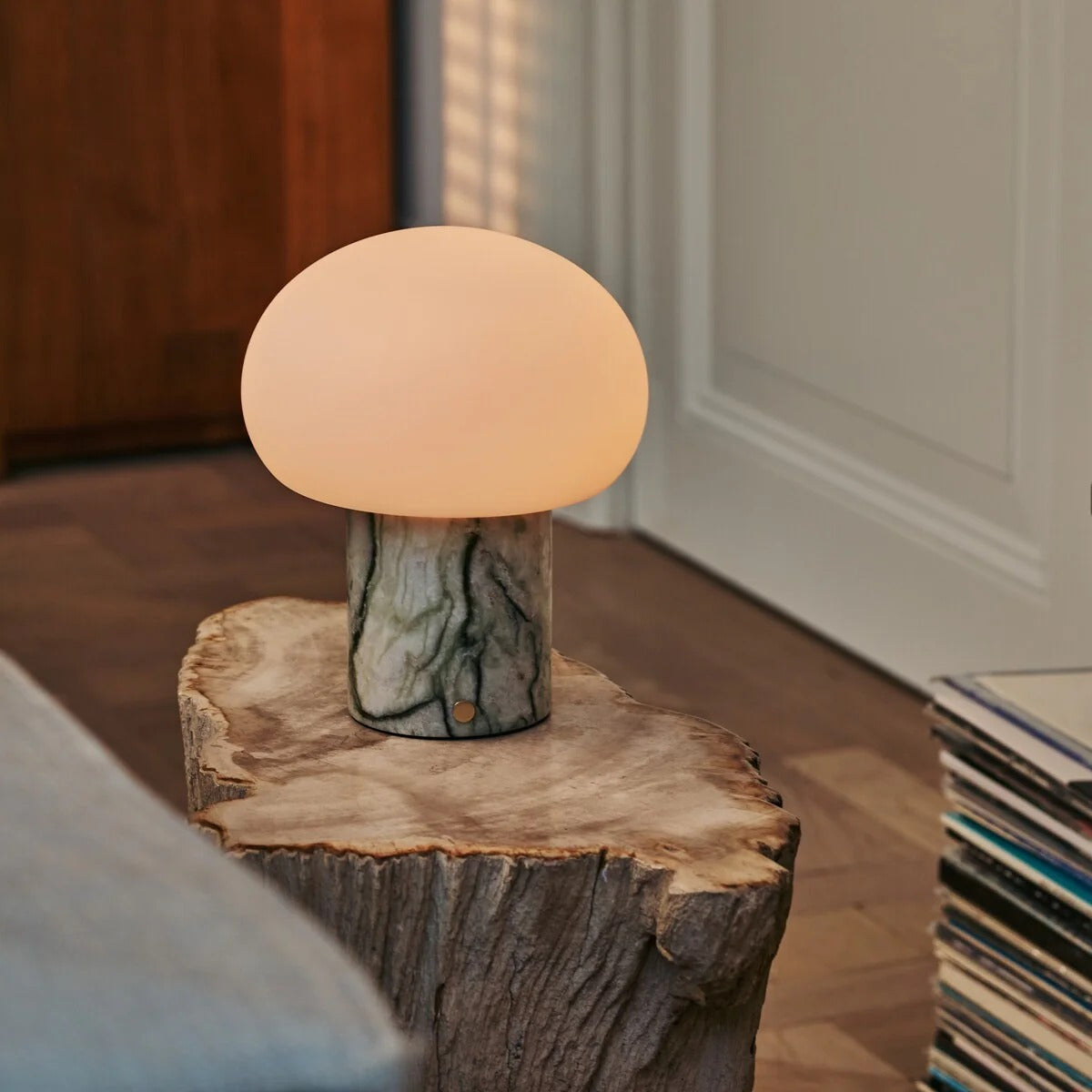 Travertino Classico Wireless Table Lamp With Modular Shade And LED