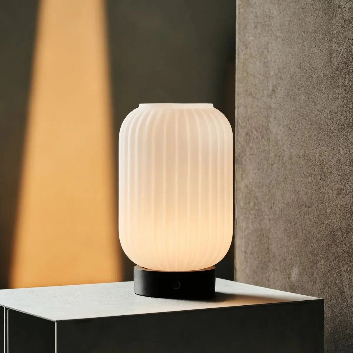 Unique Rechargeable Lamp With 3 Light Modes and Dimmable Function