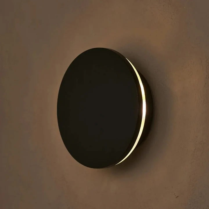 Wood Wall Lamp With Integrated LED And Cordless Power