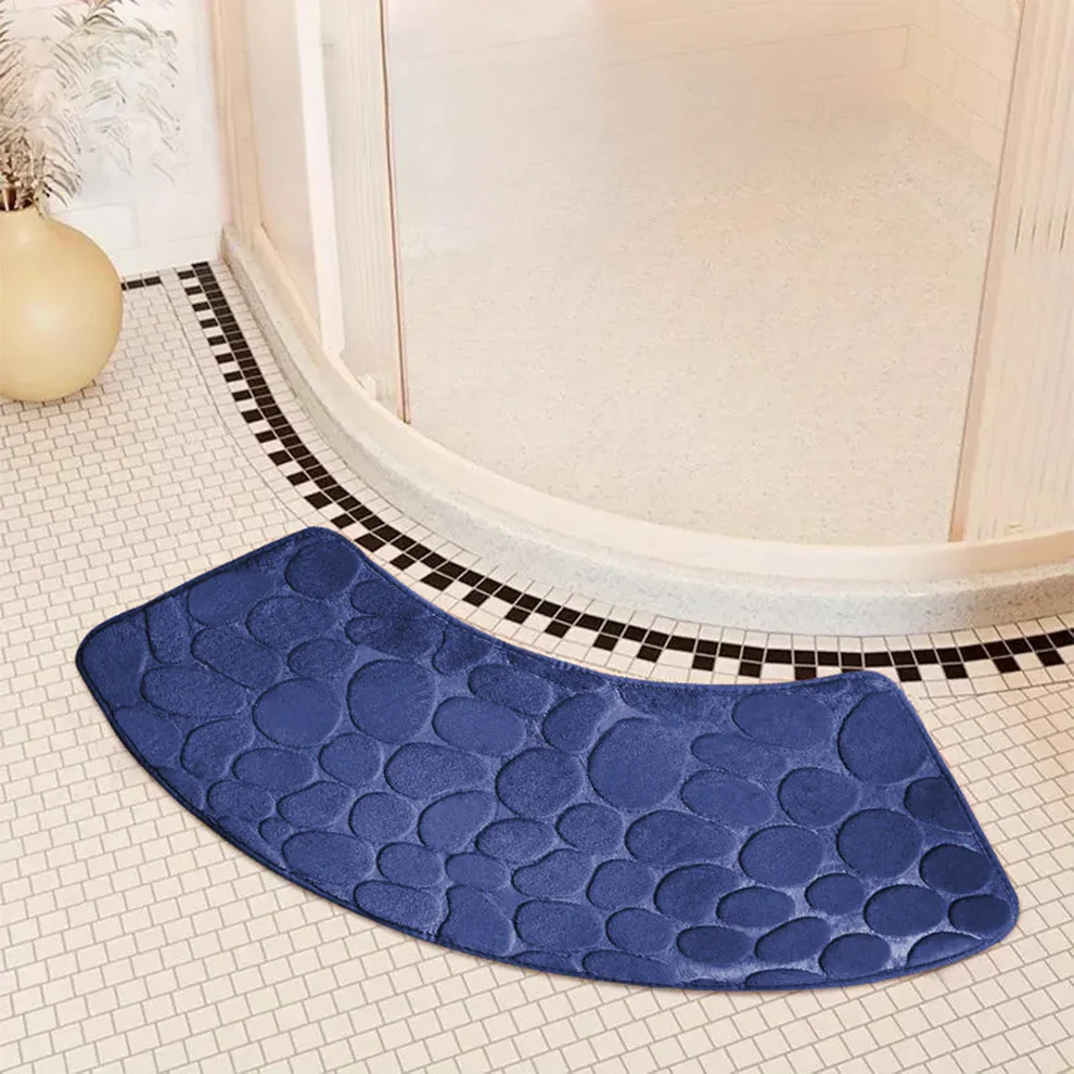 Curved Polyester Shower Mat - Non-Slip, Quick-Drying, Thickened Contour Bath Rug for Corner Showers