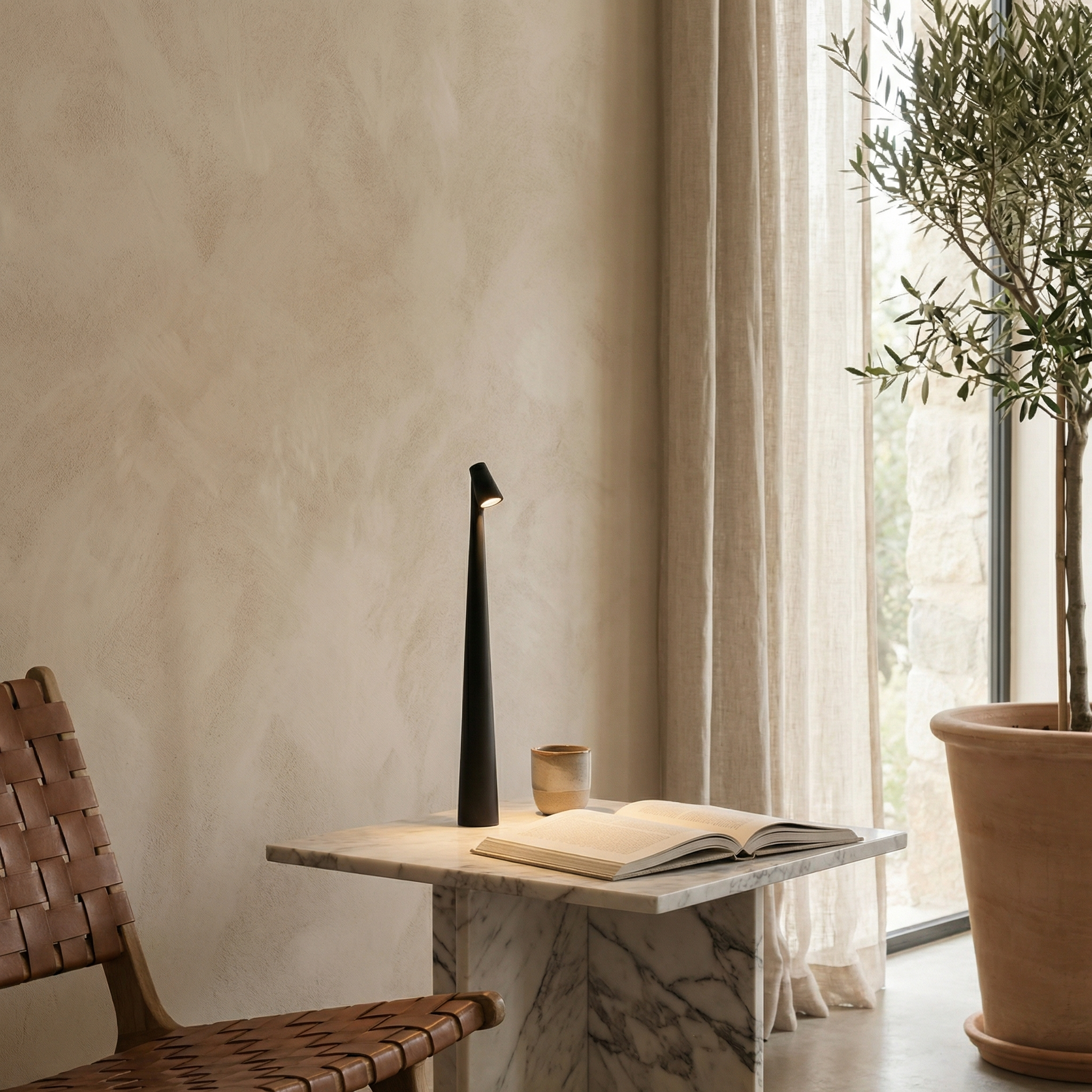 Tapered Shape LED Wireless Scandinavian Minimalist Table Lamp